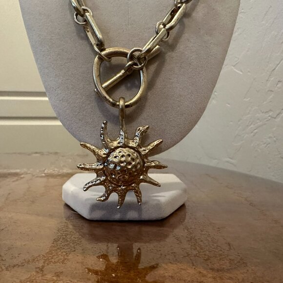 Gold-tone chunky link chain necklace with a sun pendant - Picture 4 of 9